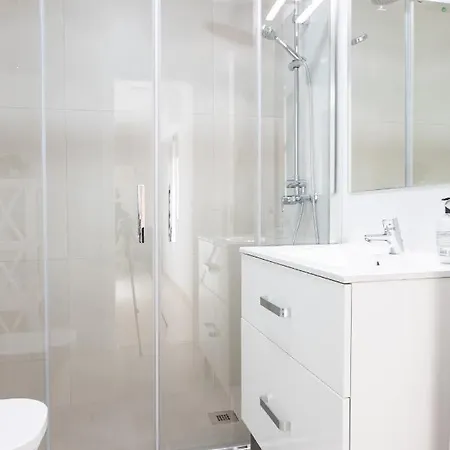 Casa Genoves By Time *