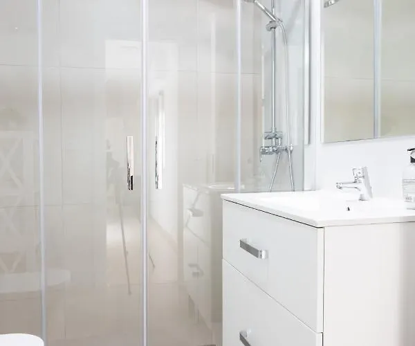 Casa Genoves By Time *